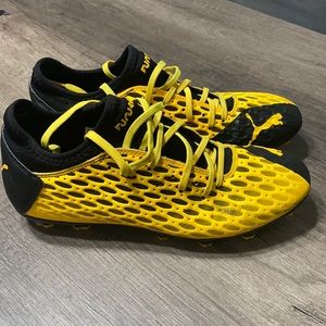 Puma furtive soccer cleats